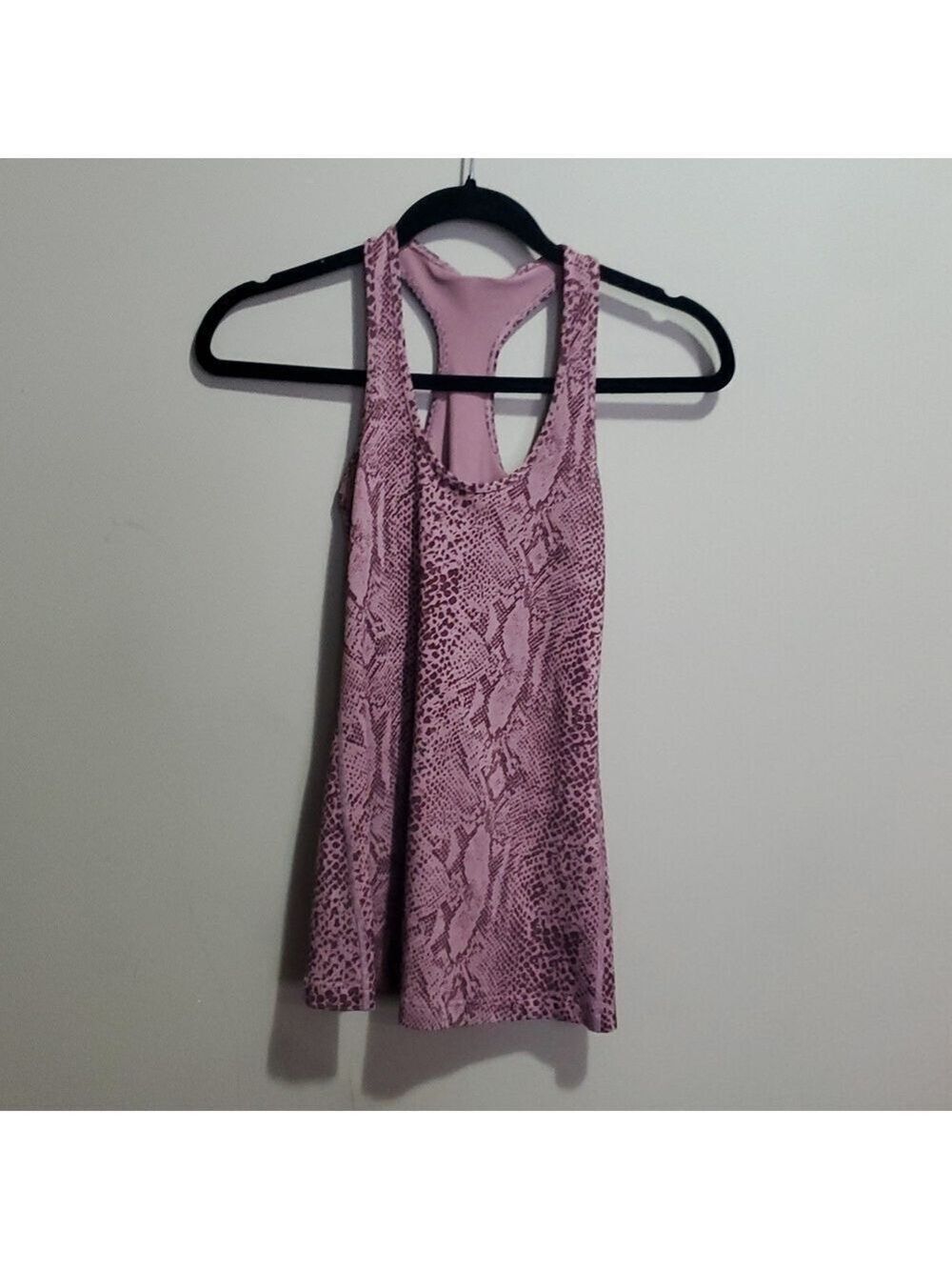 Lululemon Racerback Desert Snake Bark Berry tank size xsmall